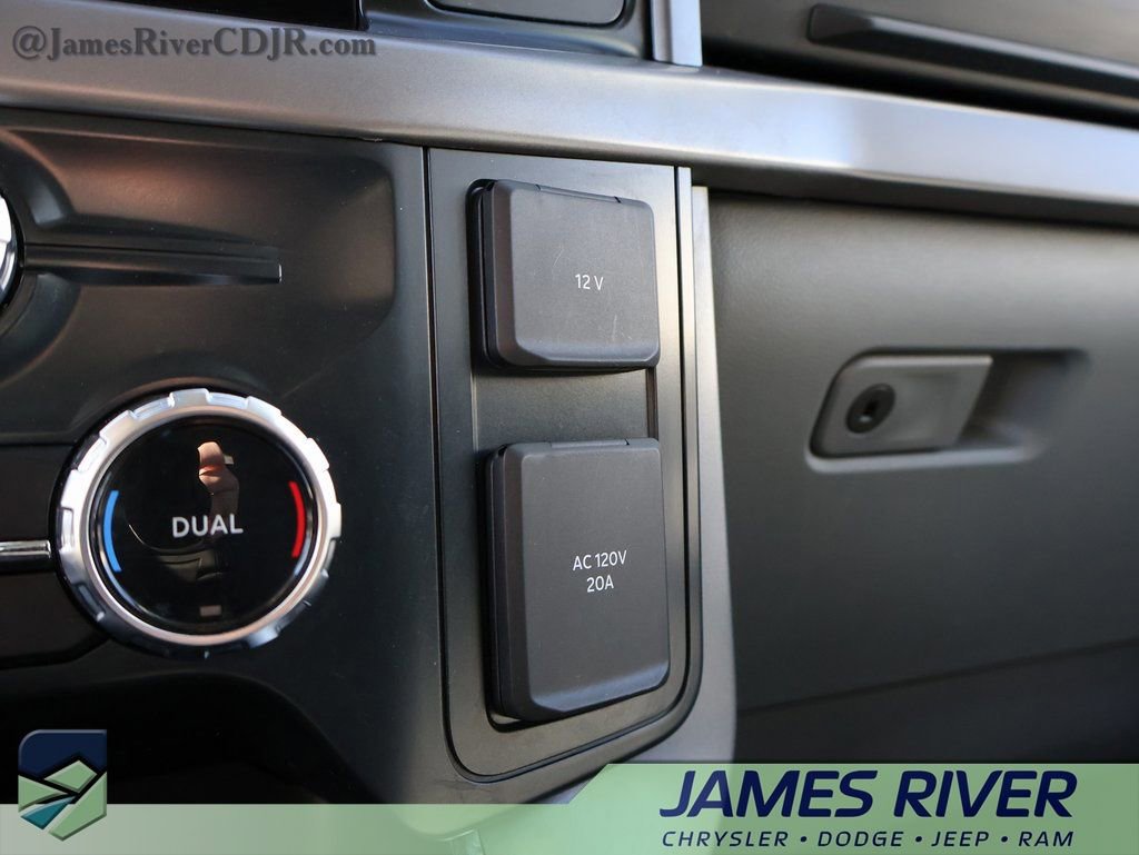 Used 2025 Ford F150 XLT w/ Equipment Group 301A Standard image 37