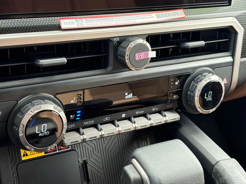 Used 2025 Toyota 4Runner Limited image 15