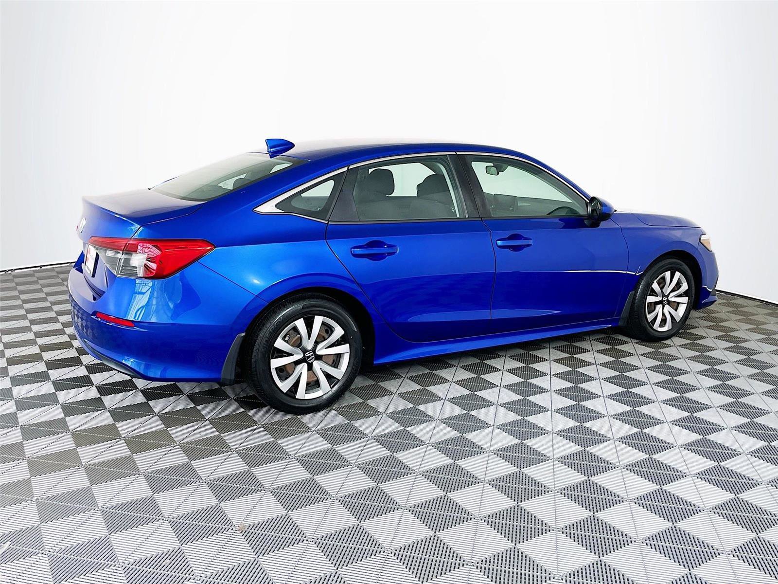 Used 2022 Honda Civic LX image 12