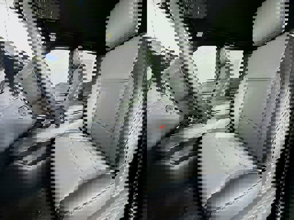 New 2025 Ford F150 Lightning Lariat AWD/4WD image 12