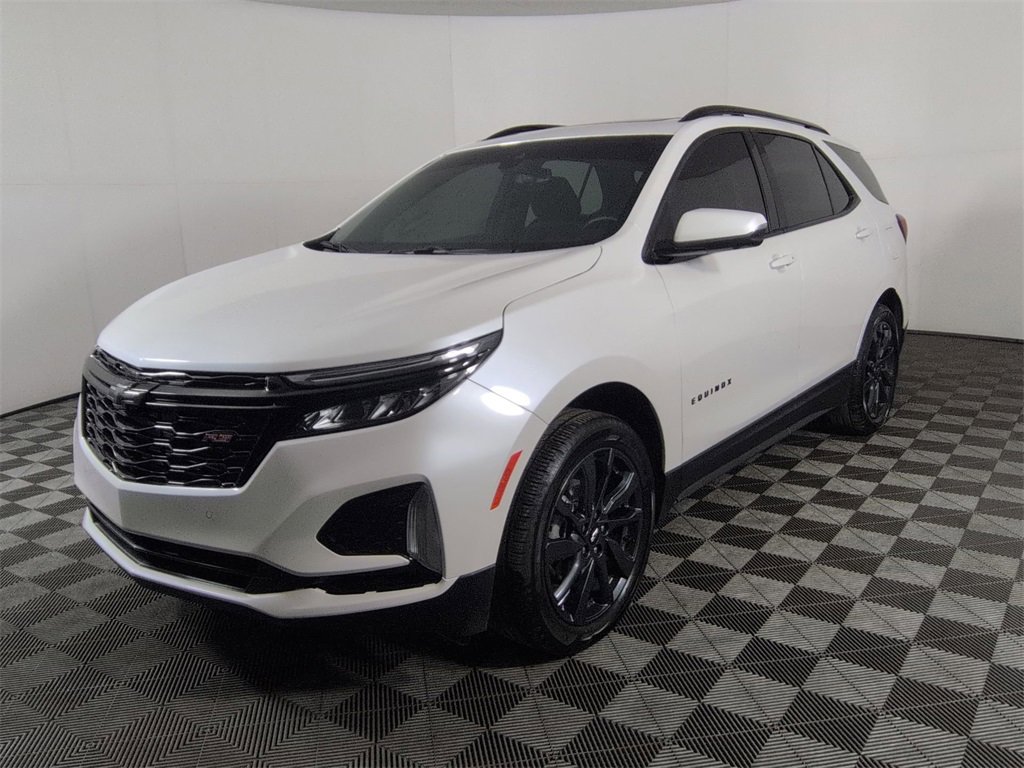 Certified 2024 Chevrolet Equinox RS w/ RS Leather Package image 4