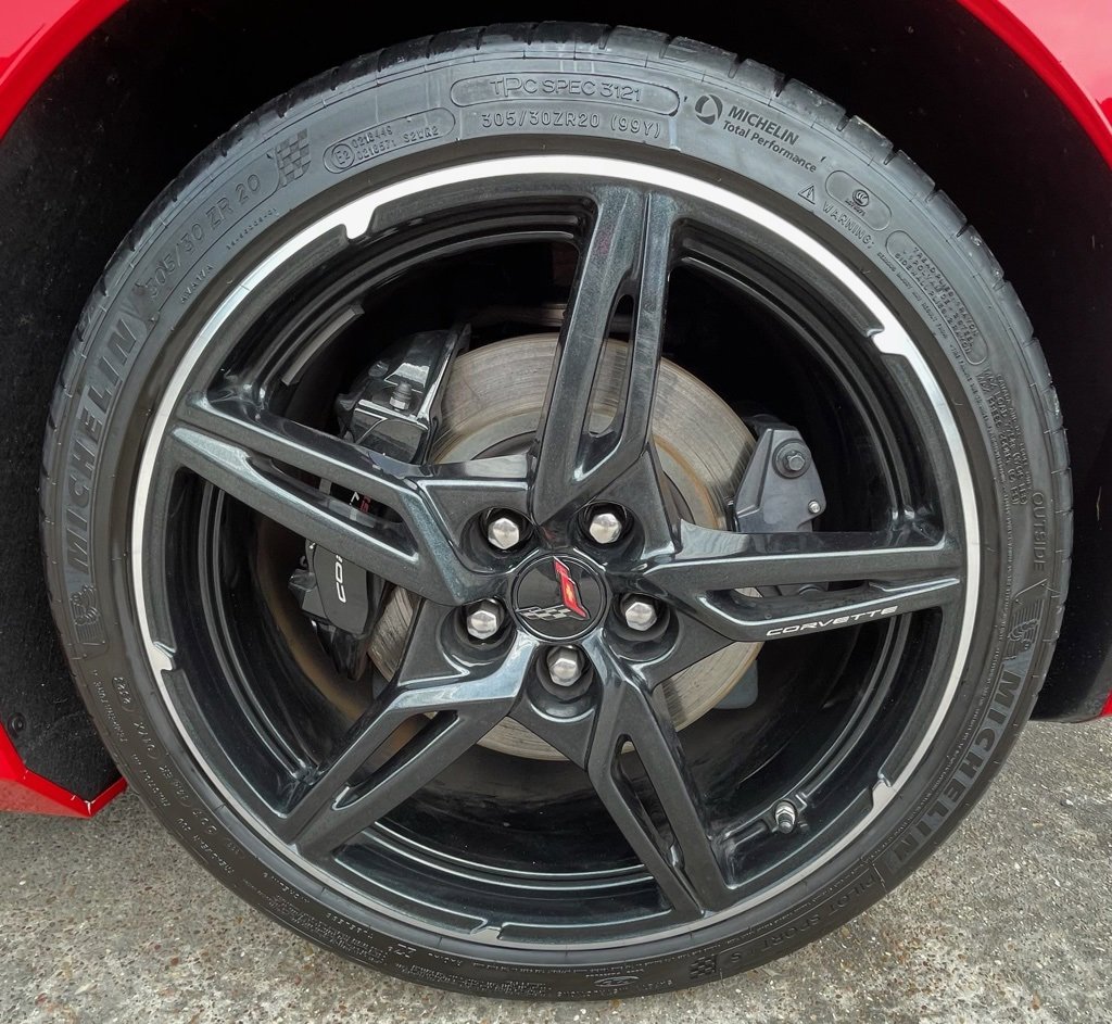 Used 2023 Chevrolet Corvette Stingray Premium Cpe w/ Z51 Performance Package image 16