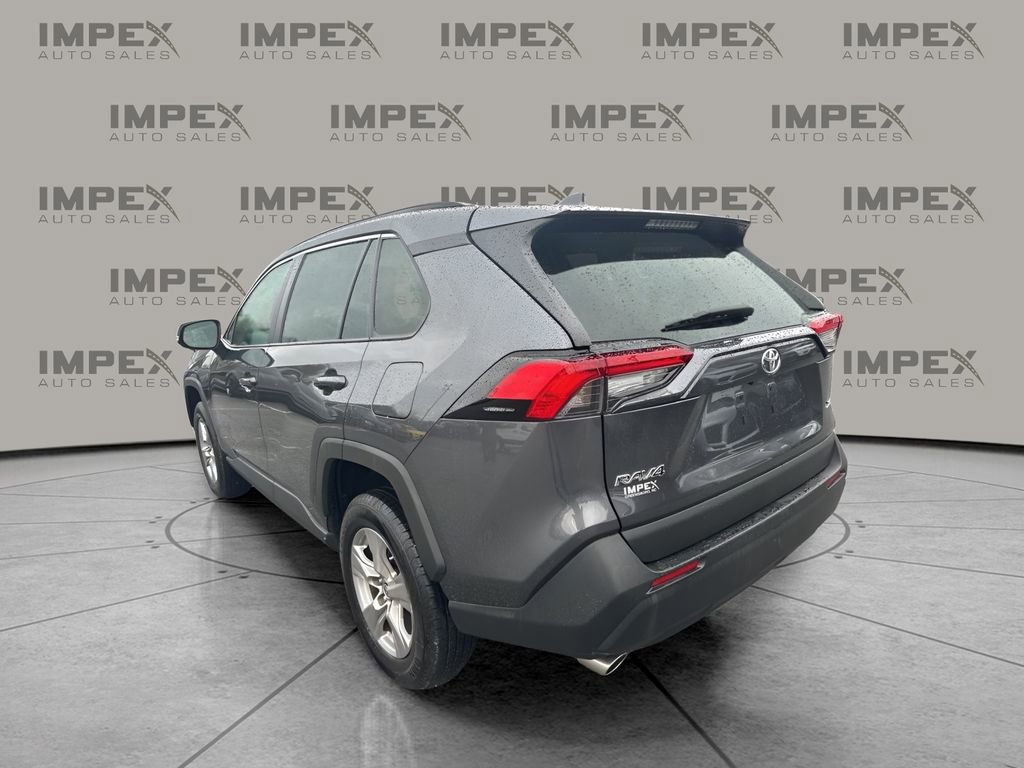 Used 2023 Toyota RAV4 XLE image 3