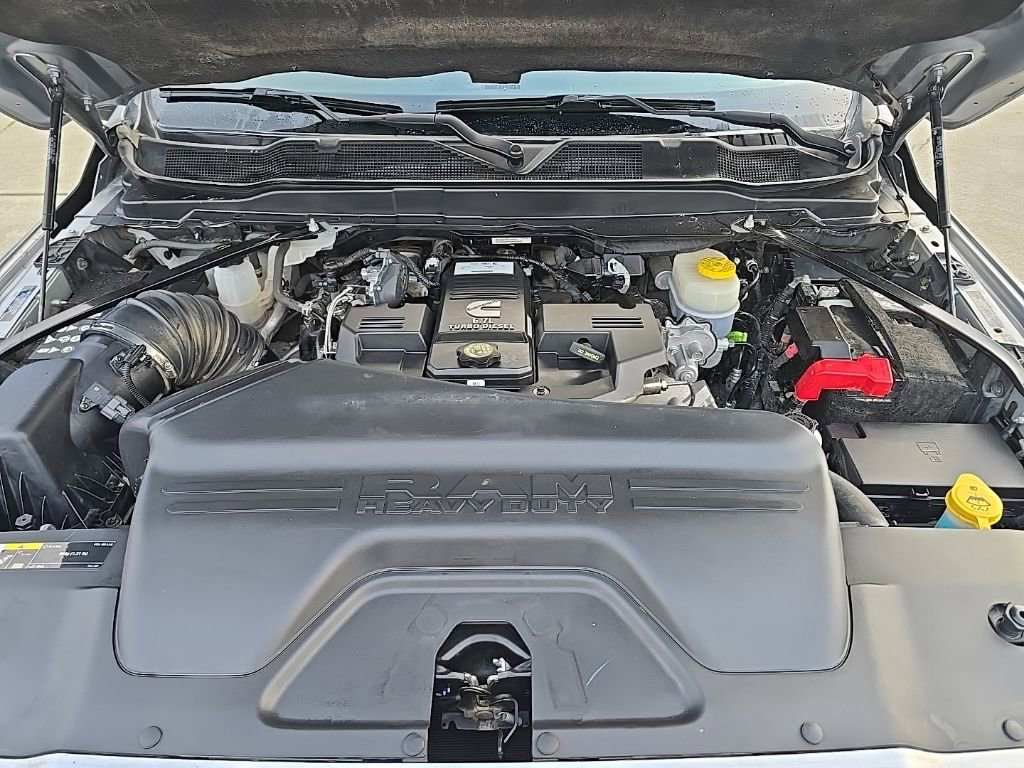 Used 2024 RAM 2500 Big Horn image 32