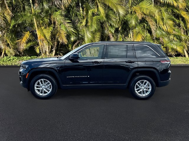 New 2026 Jeep Grand Cherokee Laredo X RWD image 2