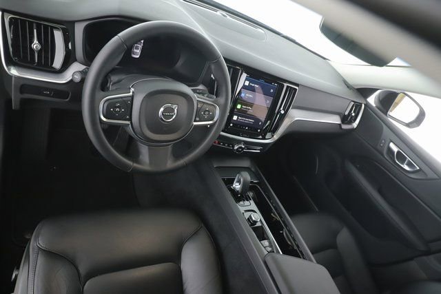Used 2025 Volvo S60 B5 Core AWD/4WD image 17
