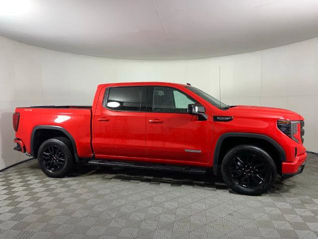 Used 2025 GMC Sierra 1500 Elevation w/ Preferred Package AWD/4WD image 2