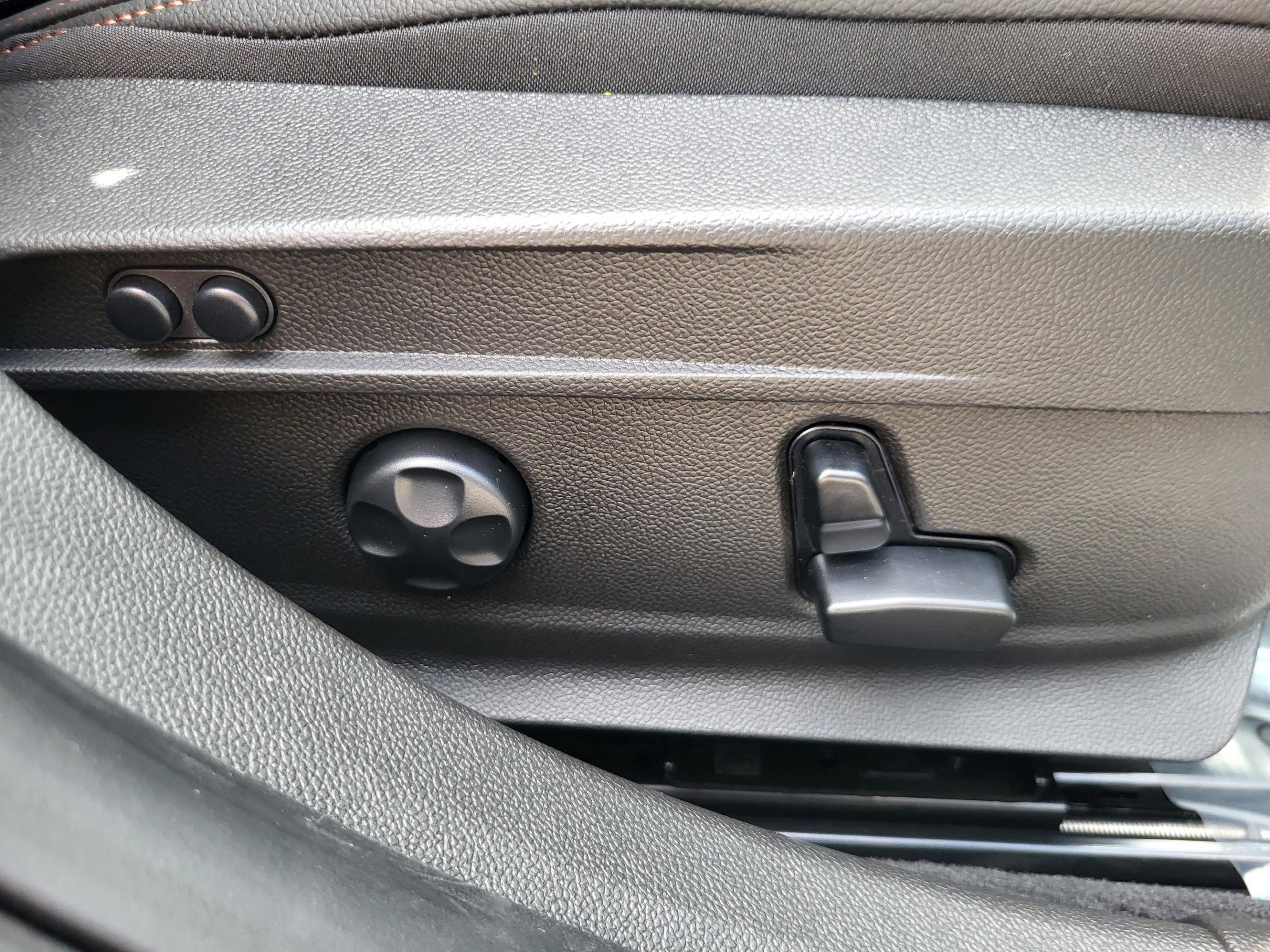 New 2025 Alfa Romeo Giulia w/ Driving Assist Package RWD image 33