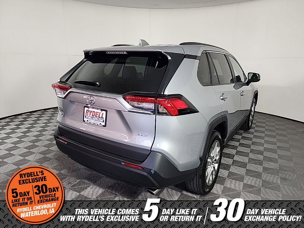 Used 2025 Toyota RAV4 XLE Premium image 10