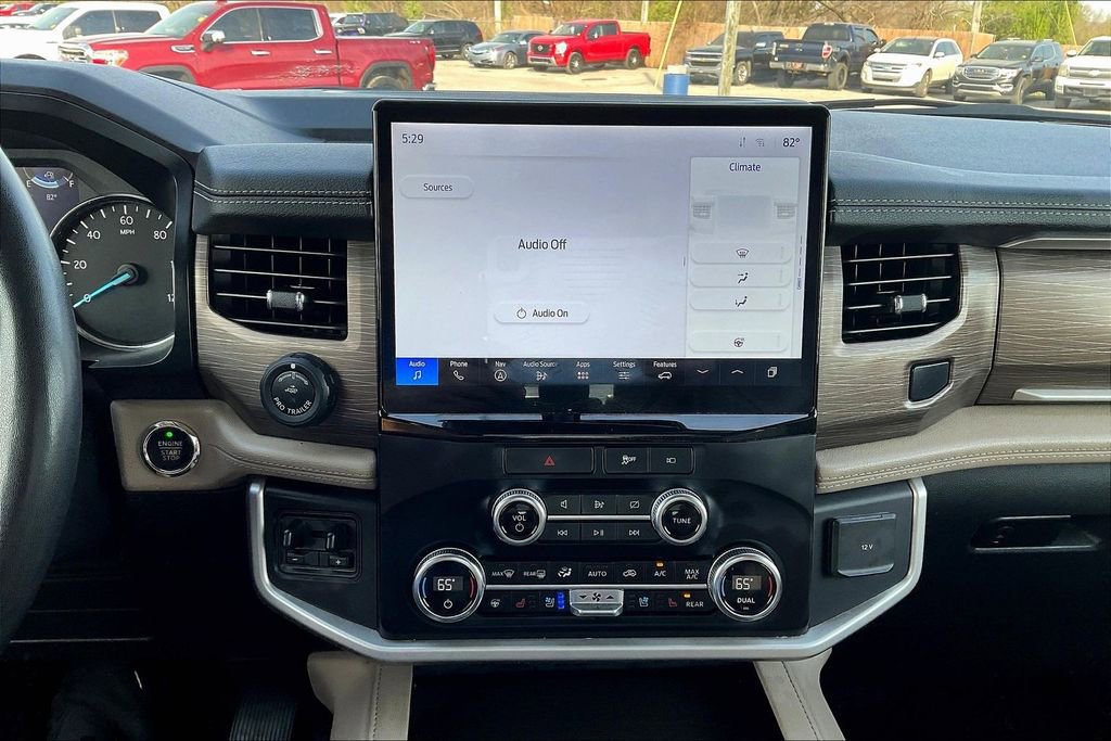 Used 2023 Ford Expedition Max Limited image 24