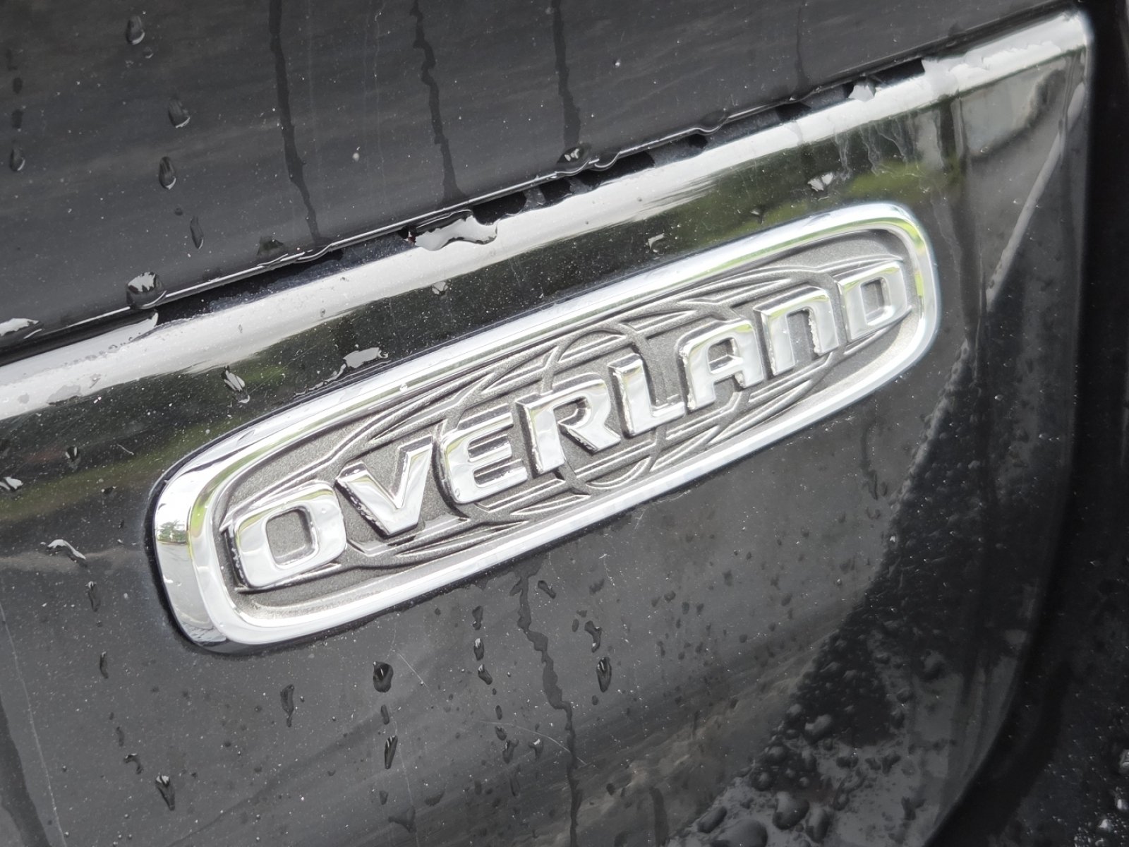Used 2022 Jeep Grand Cherokee Overland AWD/4WD image 19