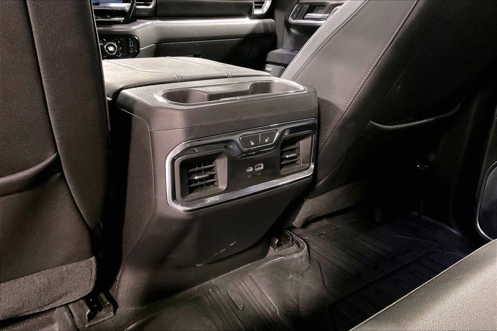Used 2023 GMC Sierra 1500 SLT w/ SLT Premium Plus Package AWD/4WD image 28