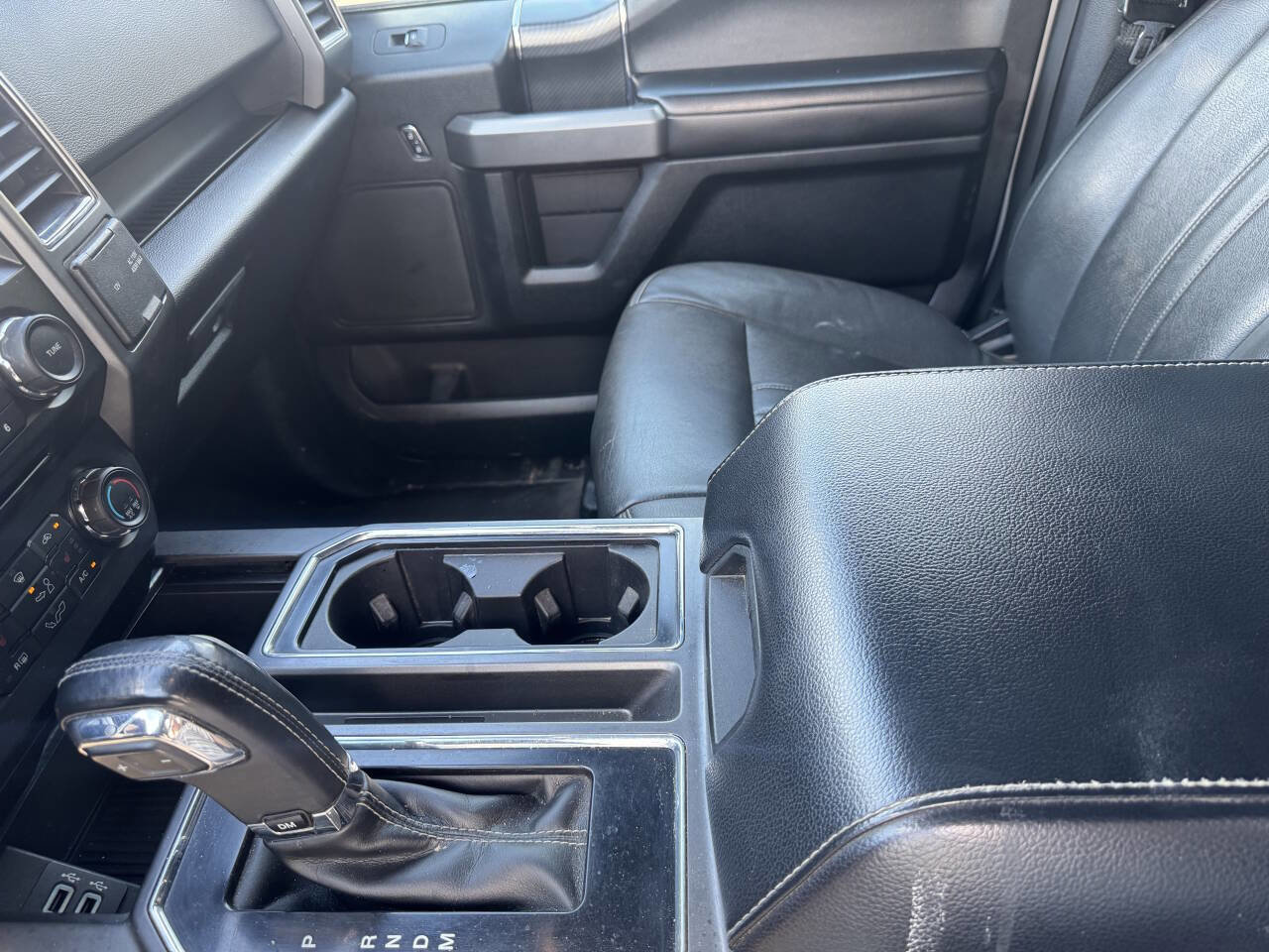 Used 2018 Ford F150 XLT w/ Equipment Group 302A Luxury AWD/4WD image 12