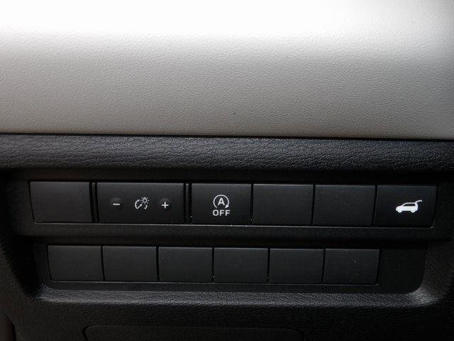 New 2026 Mitsubishi Outlander SE image 30