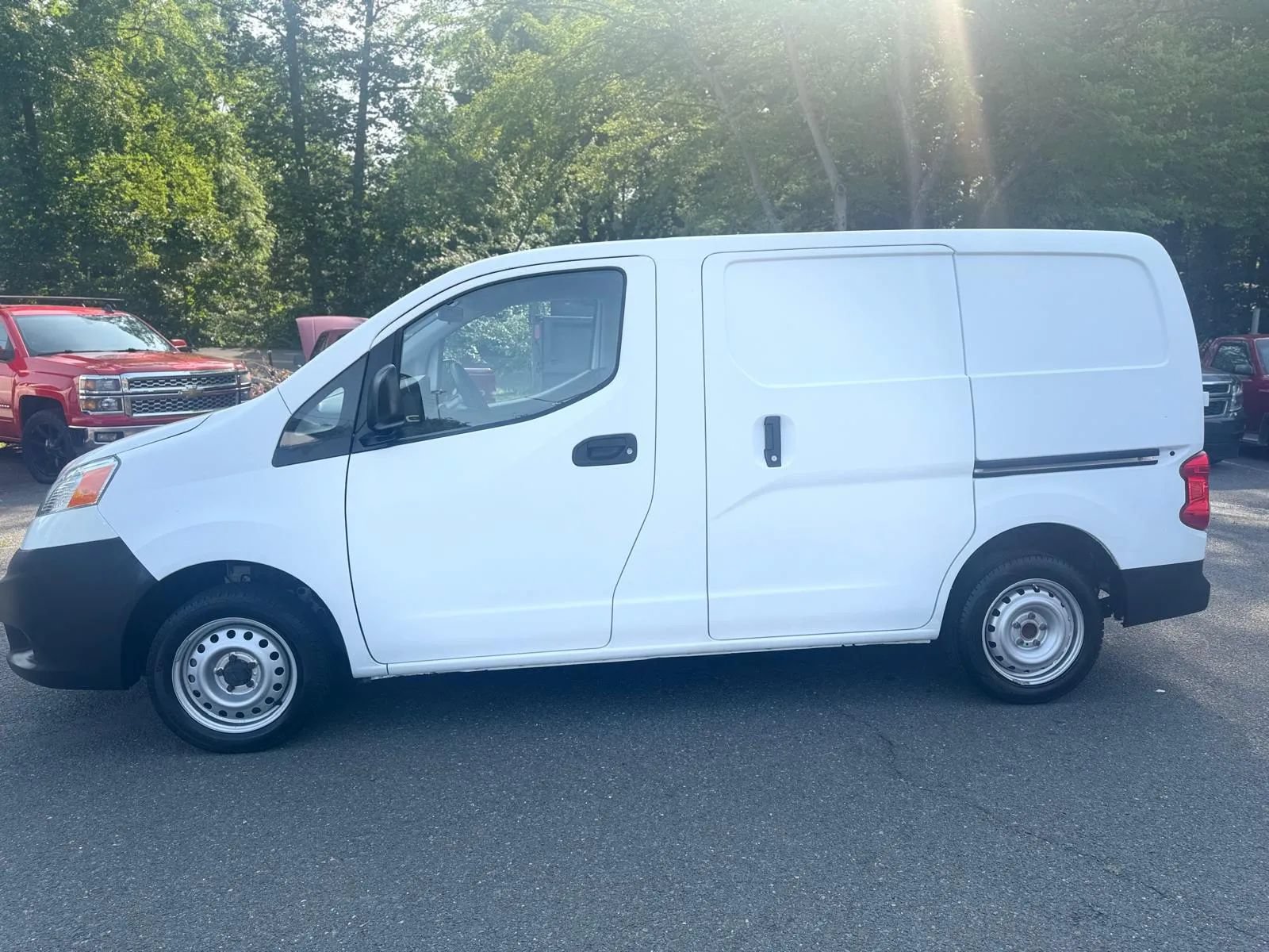 Used 2017 Nissan NV200 S FWD image 4