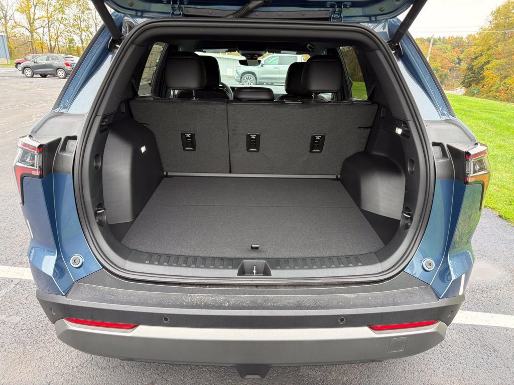 New 2027 Chevrolet Equinox LT w/ Convenience Package II AWD/4WD image 14