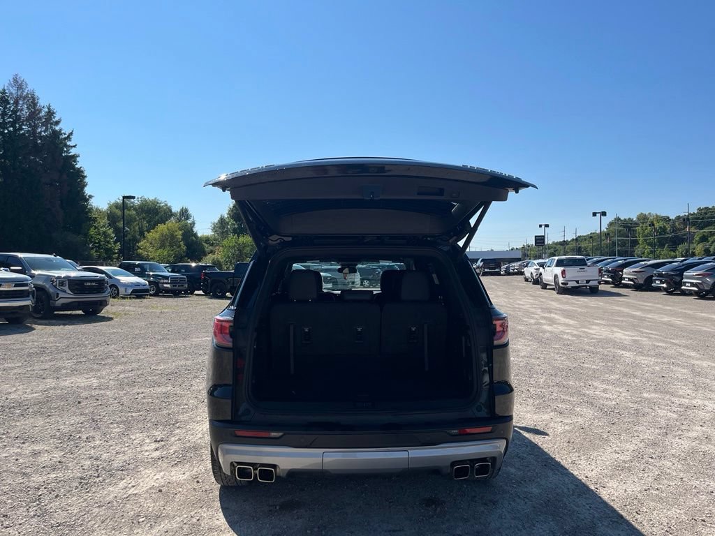 Used 2024 GMC Acadia Elevation FWD image 13