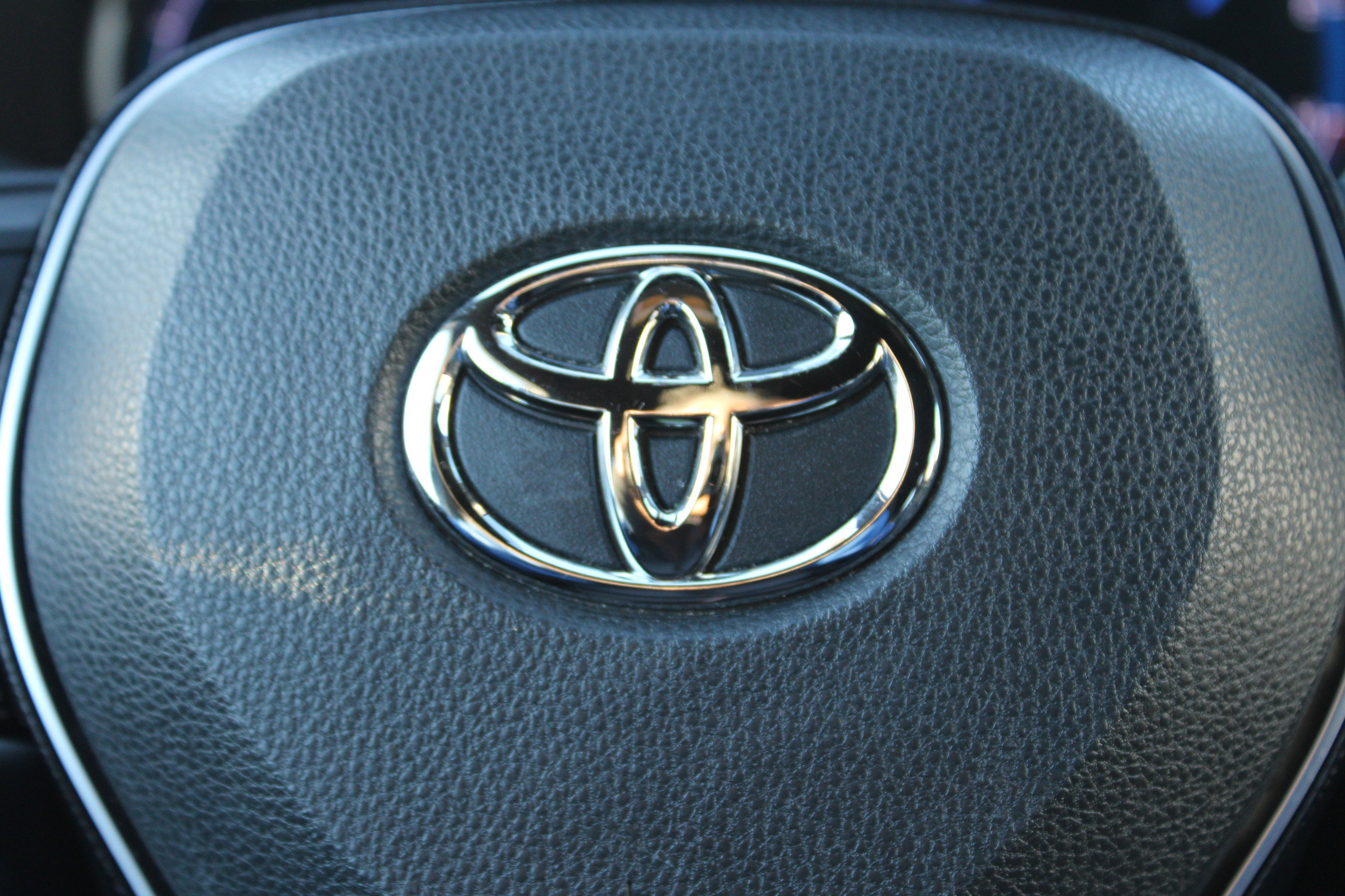 Used 2021 Toyota RAV4 XSE image 10