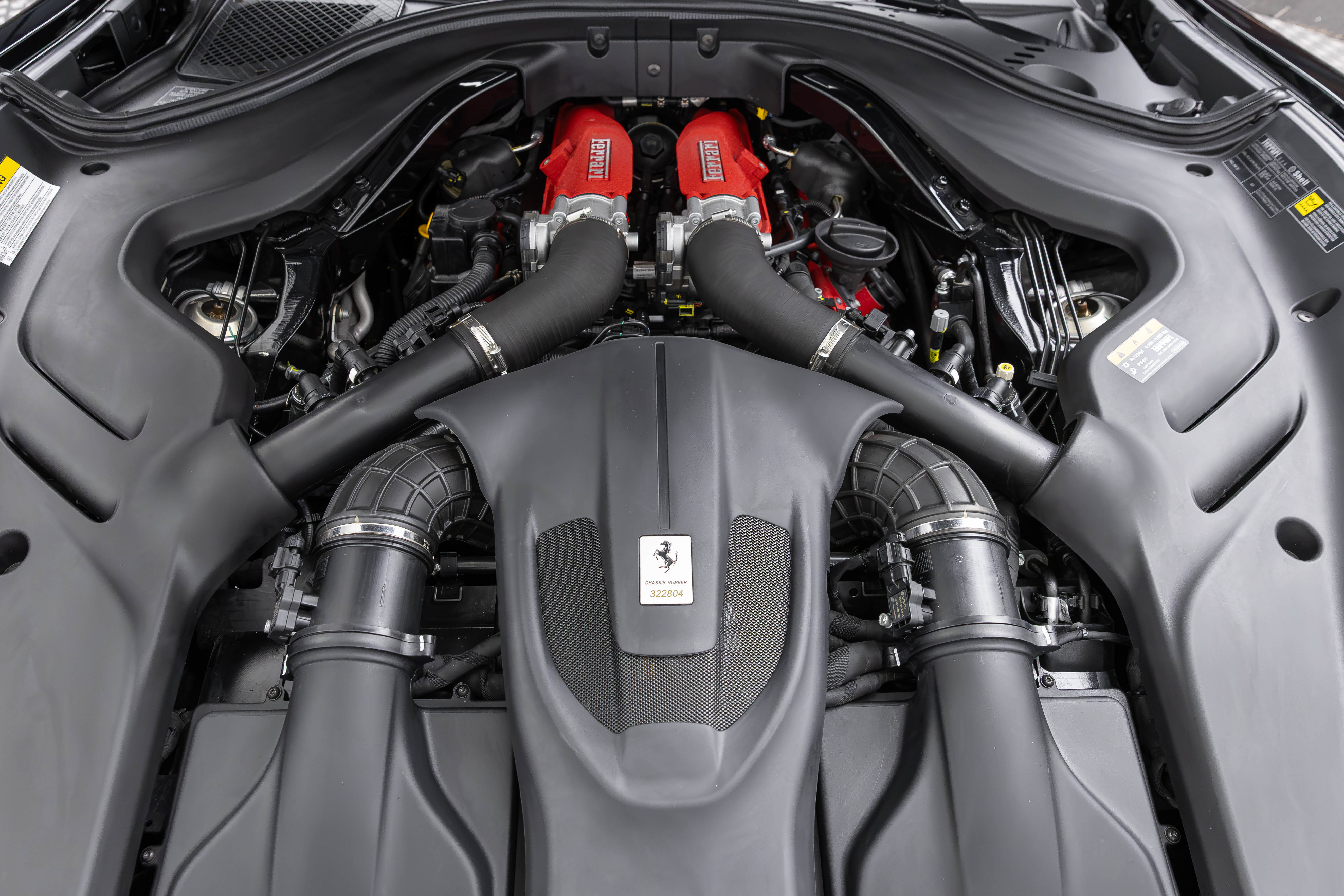 Certified 2025 Ferrari Roma Spider RWD image 62
