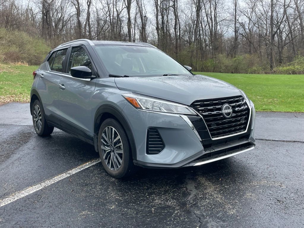 Used 2024 Nissan Kicks SV