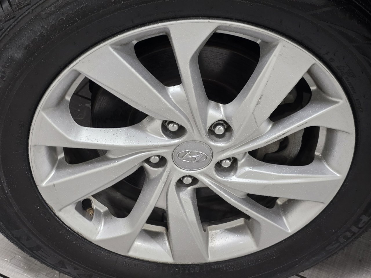 Used 2019 Hyundai Tucson SE image 6