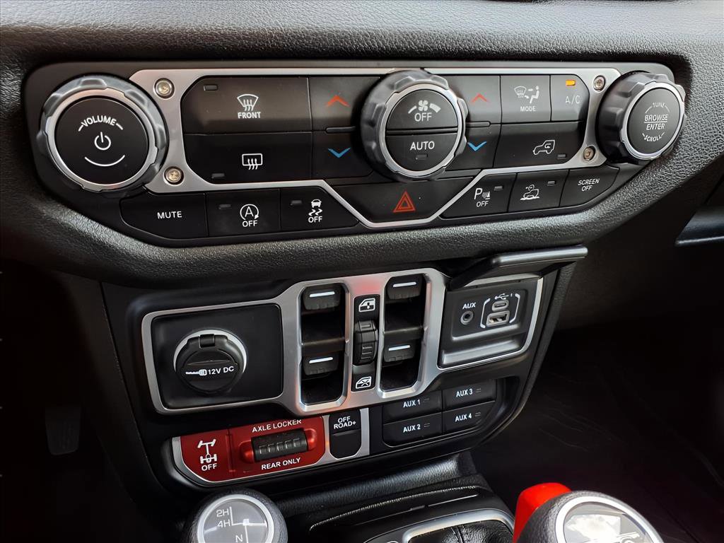 Used 2025 Jeep Gladiator Willys image 9