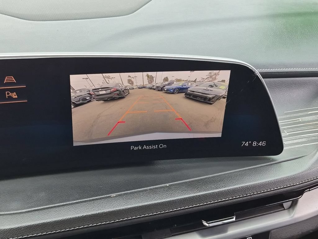 Used 2024 Cadillac XT4 Premium Luxury FWD image 15