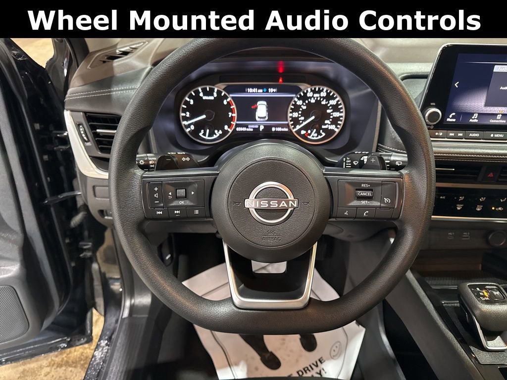 Used 2023 Nissan Rogue S image 3