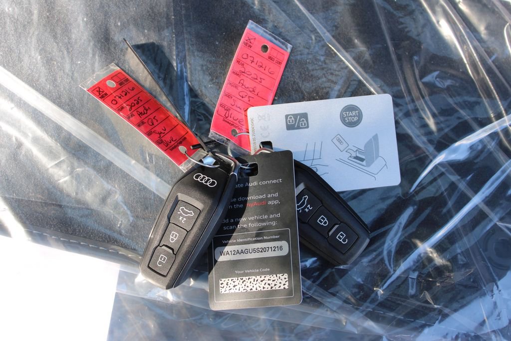 New 2025 Audi Q5 Premium Plus image 31