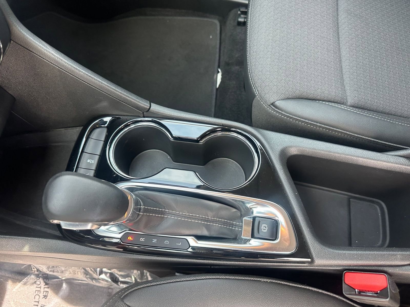 Used 2025 Buick Encore GX Preferred image 40