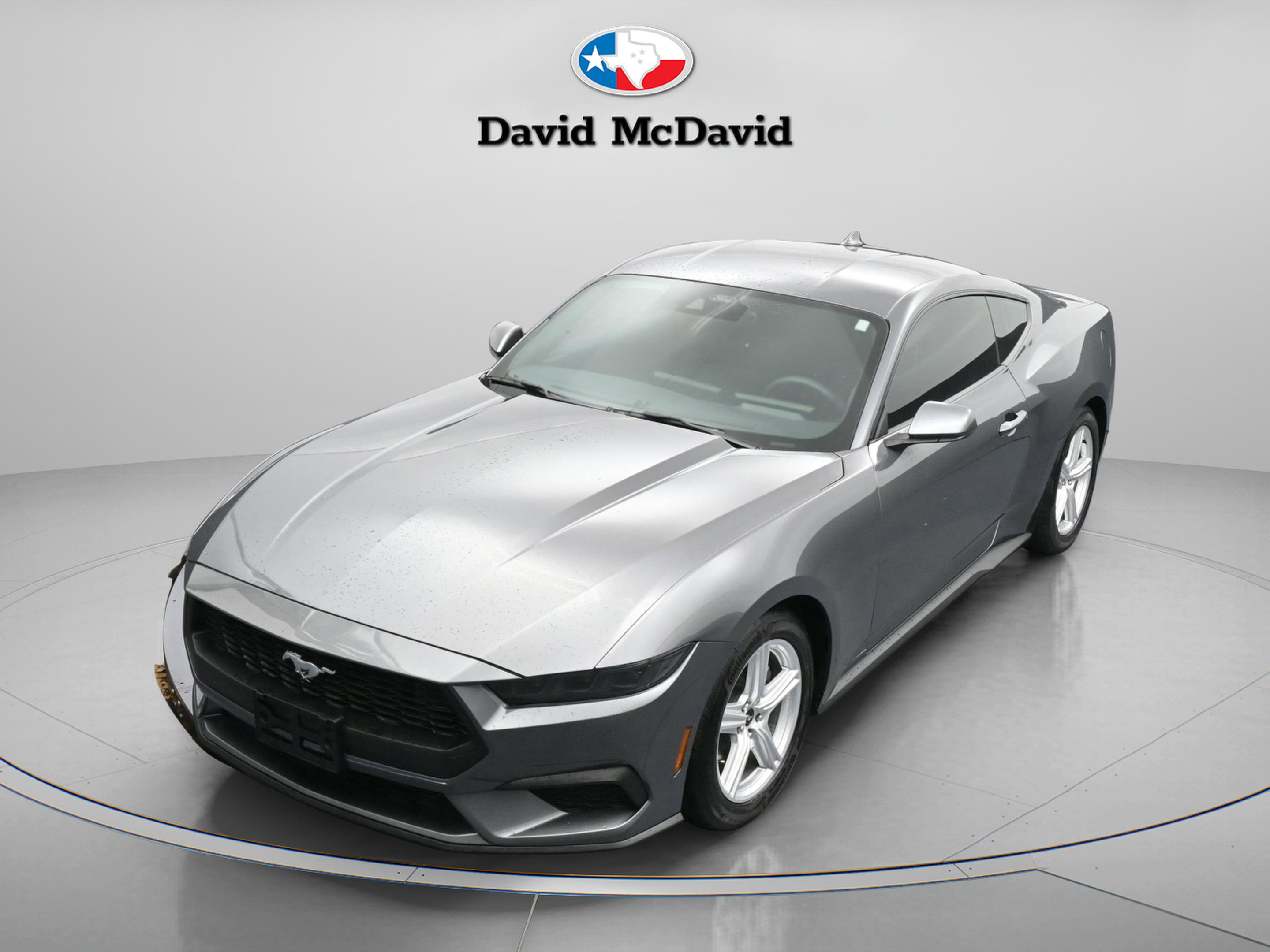 Used 2025 Ford Mustang EcoBoost image 31