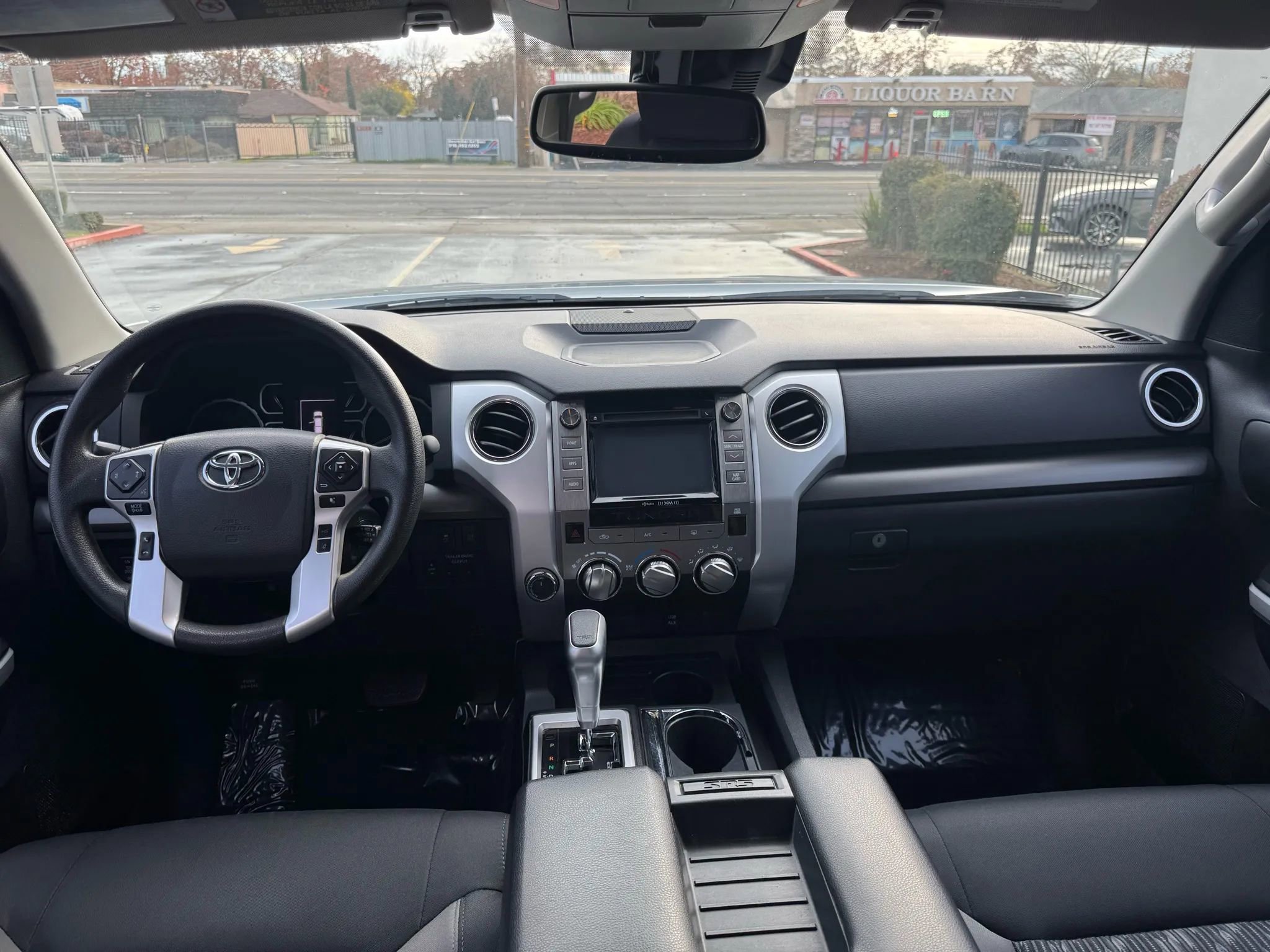 Used 2019 Toyota Tundra SR5 w/ TRD Off Road Package image 19