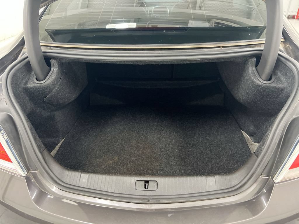 Used 2013 Buick LaCrosse Leather FWD image 22