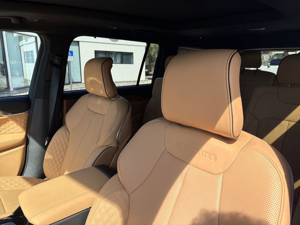 New 2026 Jeep Grand Cherokee L Summit image 12