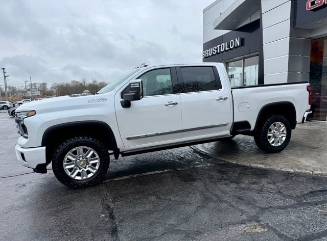 Used 2025 Chevrolet Silverado 2500 High Country w/ Technology Package image 7