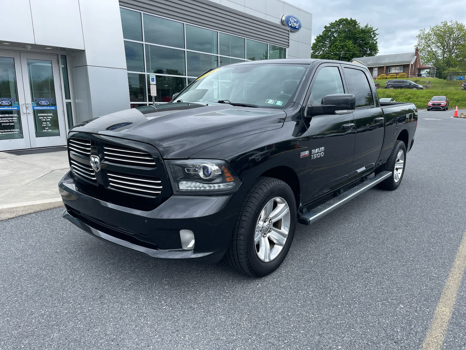 Used 2016 RAM 1500 Sport w/ Convenience Group AWD/4WD image 2