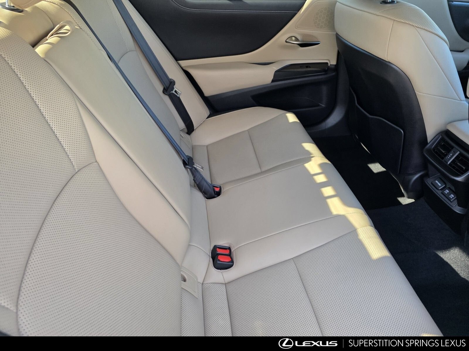 Used 2019 Lexus ES 350 w/ Accessory Package 2 FWD image 30