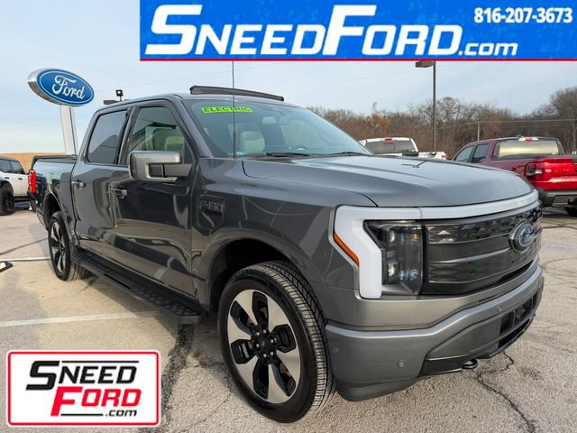 Used 2022 Ford F150 Lightning Platinum image 1