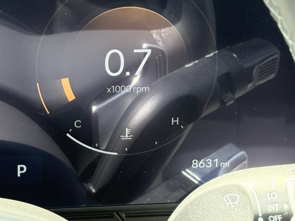 Used 2025 Hyundai Kona Limited AWD/4WD image 33