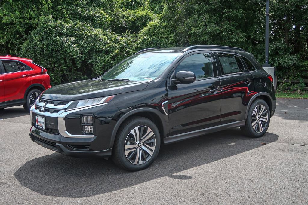 Used 2024 Mitsubishi Outlander Sport SEL image 1