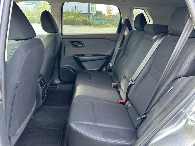 Used 2023 Nissan Rogue S image 16