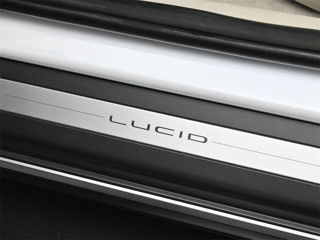 Used 2022 Lucid Air Grand Touring image 21
