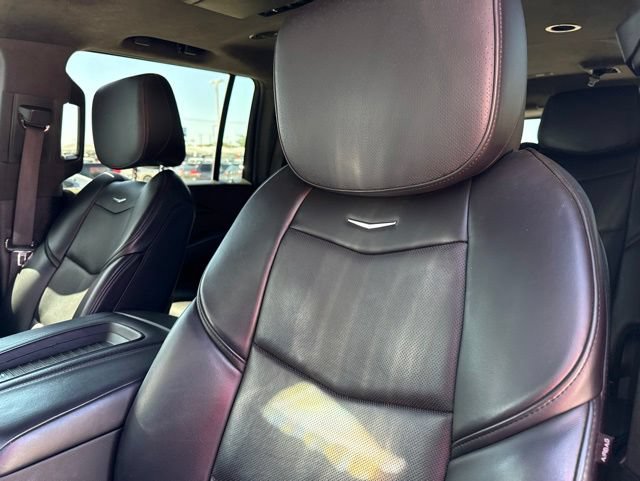 Used 2019 Cadillac Escalade ESV Platinum AWD/4WD image 10