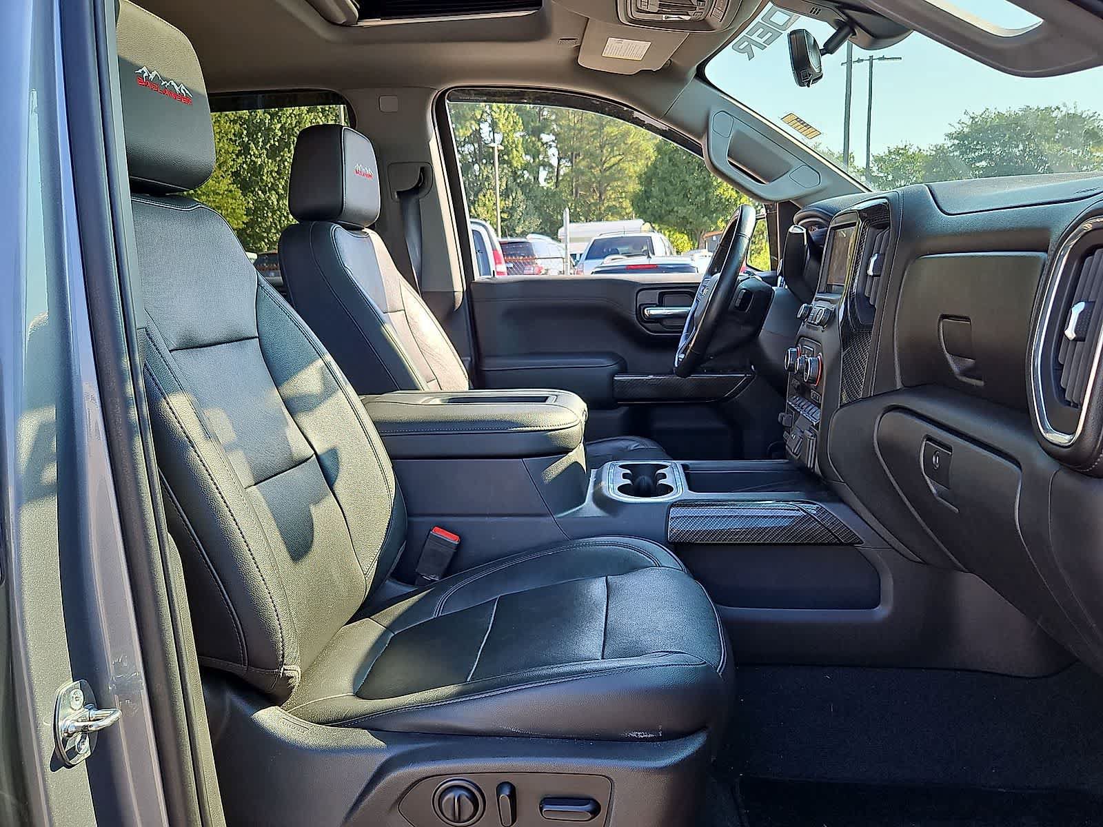 Used 2020 Chevrolet Silverado 1500 LTZ w/ LTZ Plus Package AWD/4WD image 35