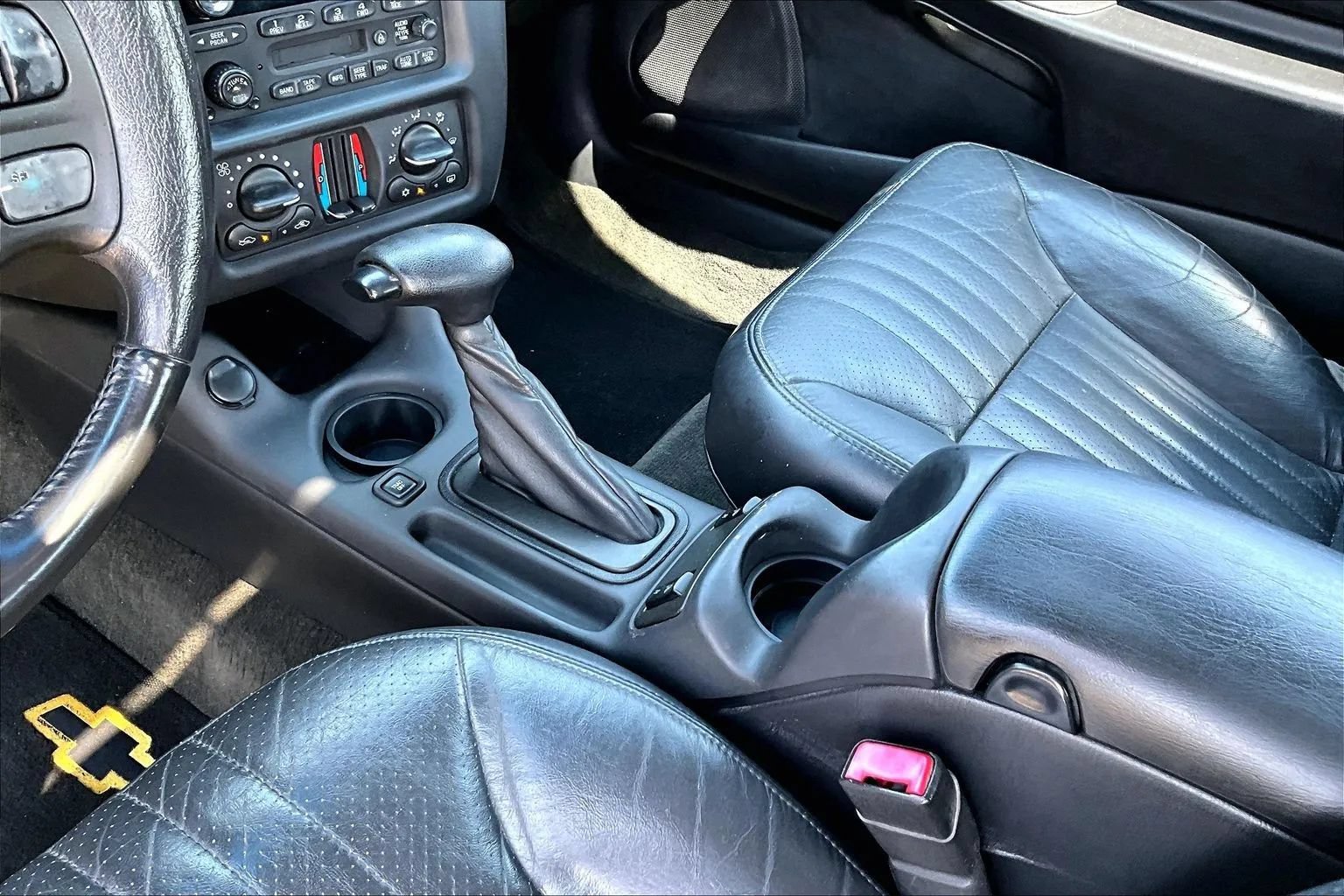 Used 2004 Chevrolet Monte Carlo SS w/ Preferred Equipment Group FWD image 17