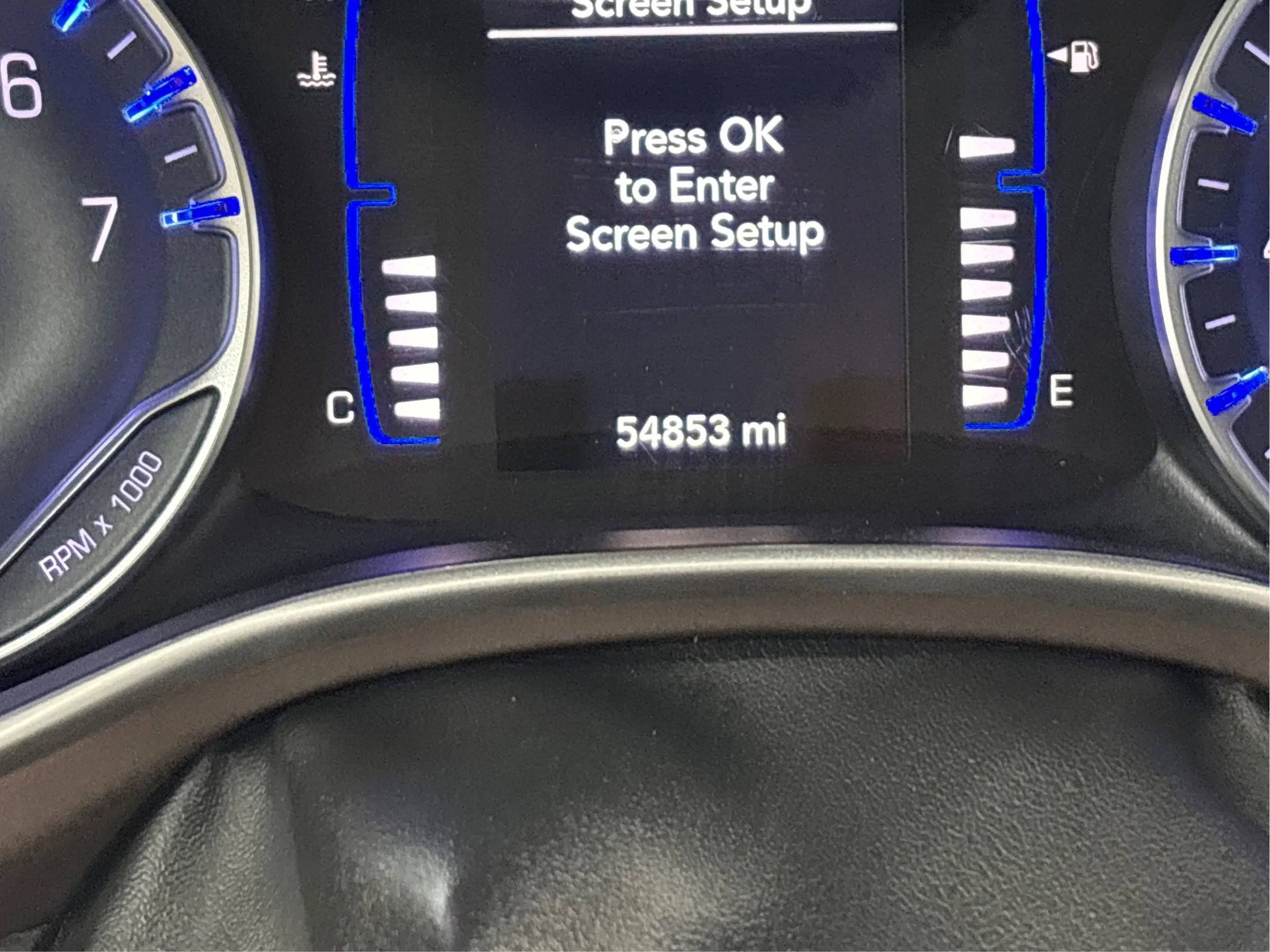 Used 2023 Chrysler Voyager LX image 47