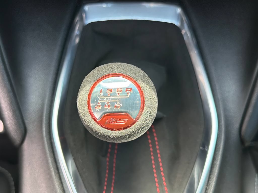 Used 2021 Chevrolet Camaro SS RWD image 28