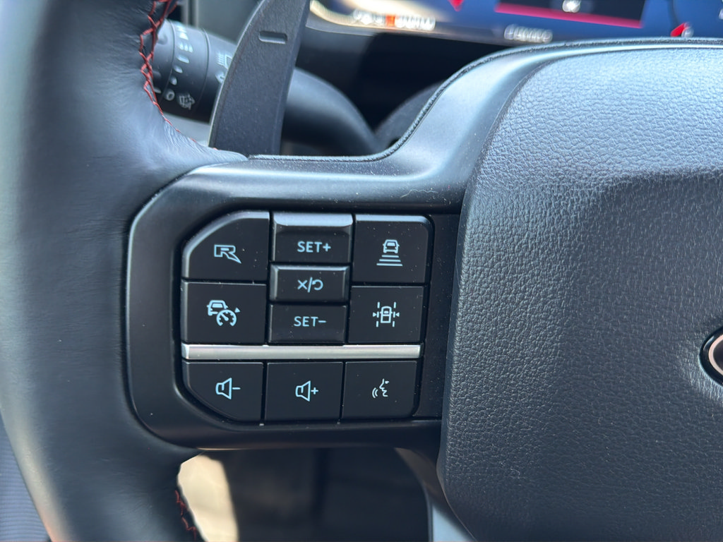 Used 2025 Ford F150 Raptor AWD/4WD image 21