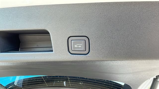 New 2026 Chevrolet Traverse Z71 w/ Enhanced Driving Package AWD/4WD image 34