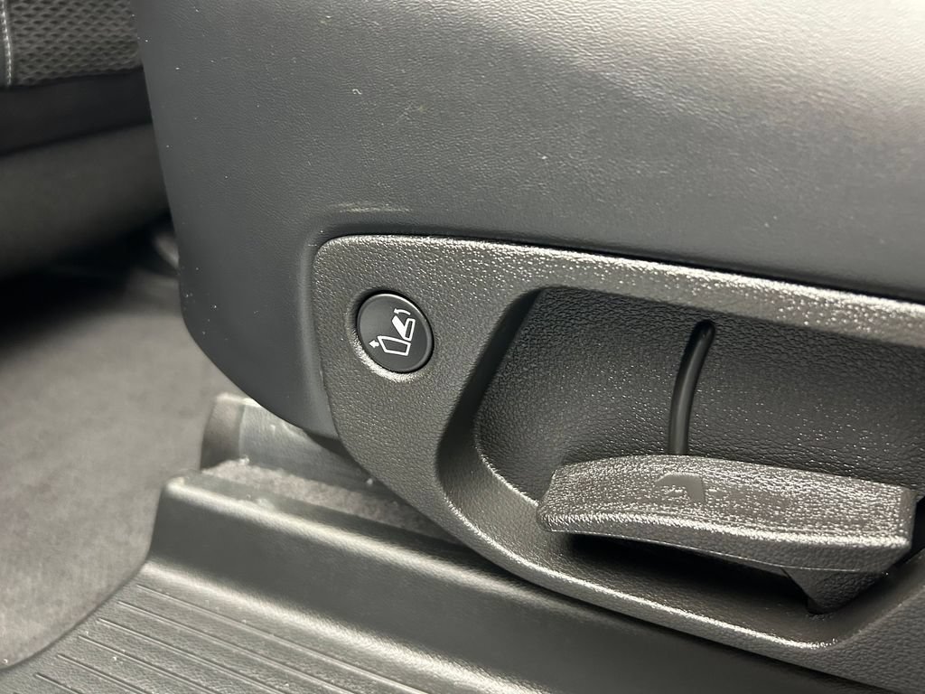 Used 2024 Kia Telluride S w/ S Sunroof Package FWD image 42